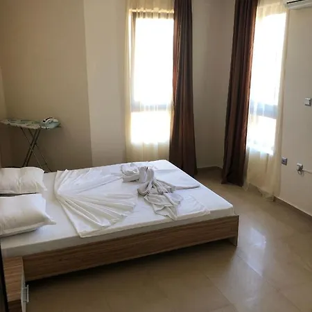 Lägenhet Apartaments Argo / Апартаменти Арго *